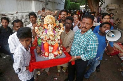 SC Stays Bombay HC Order Banning Use of Loudspeakers During Ganapati Visarjan