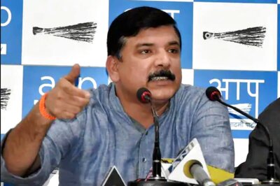 AAP Leaders Will Voluntarily Court Arrest if Farmers' Protest Sites Forcibly Vacated, Says Sanjay Singh