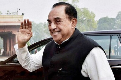 DMK a Hitler Party, Only TTV Dinakaran Can Save Tamilians: Subramanian Swamy