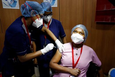 Covid-19 Vaccination in Delhi: Further Dip in Turnout, Only 8 Get Jabs at AIIMS