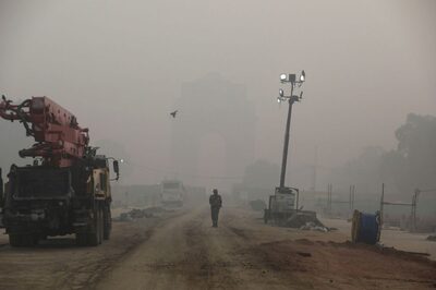 South Delhi Civic Body's Action Plan to Fight Dust Pollution Takes Effect