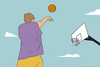 How to Do a Hook Shot in Basketball