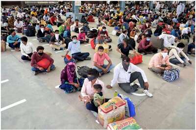 Mass Movement of Migrants During Lockdown Resulted from Panic Created by 'Fake News': Govt to Parliament