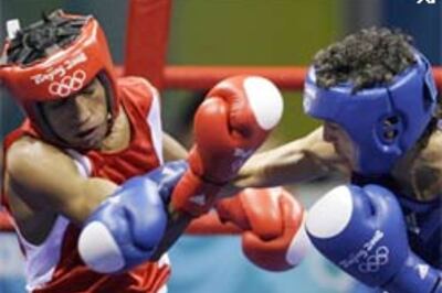 Jitender punches his way into flyweight pre-quarters