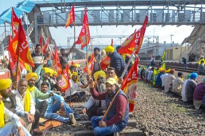 ‘Delhi Chalo’ Day 6: Farmers Ask For Ordinance On MSP Ahead Of Crucial Talks With Centre Today