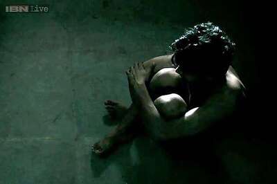 'Shahid' makes Shahid Azmi's brother emotional