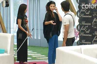 Bigg Boss: Sana Khan says 'cut the crap and pick up the trash'