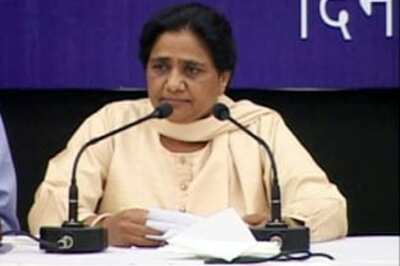 Lone ranger Mayawati to launch campaign