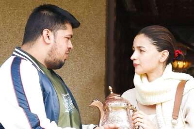 Alia Bhatt Looks Gorgeous In New Photos From Kashmir Shoot Of Alpha With Sharvari; See Here