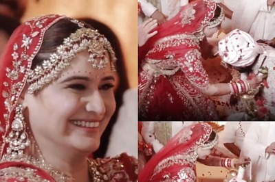 Arti Singh Blushes as Hubby Dipak Chauhan Goes Down on One Knee In Wedding Video; Govinda MIA | Watch