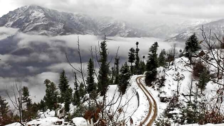 Jammu-Srinagar National Highway reopened for one-way traffic