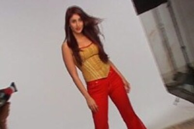 Tips: How to look hot, cool in 2007