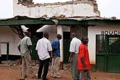 Massive quake strikes Rwanda and Congo, 33 dead