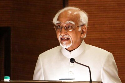 VHP Attacks Ex-Vice President Hamid Ansari For Attending PFI Event
