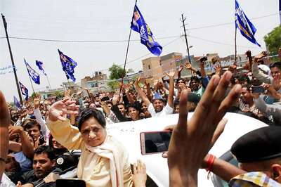 After Chautalas' Jind Bypoll Debacle, BSP Snaps Ties With INLD; Joins Hands With Rebel BJP MP