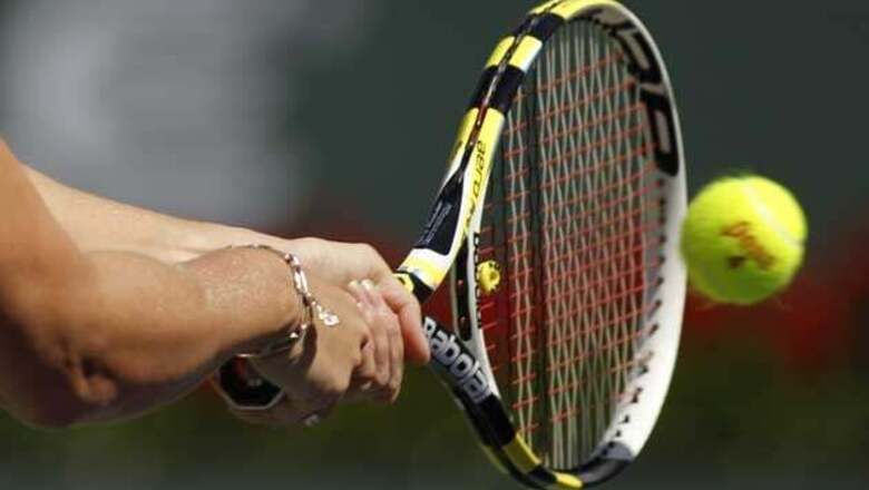 Bucharest defending champ Rosol reaches quarters