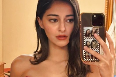 Sexy! Ananya Panday Shares a Jaw-Dropping Mirror Selfie In a Gorgeous Red Outfit