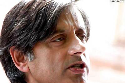 Sunanda Pushkar death: Shashi Tharoor accuses Delhi Police of pressurising domestic help to frame him