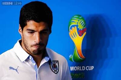 World Cup 2014: Blatter says 'fair play' to Suarez after bite apology