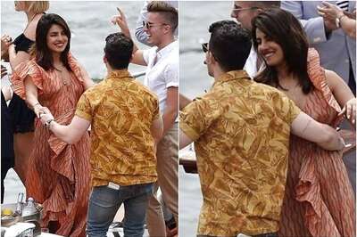Priyanka Chopra and Nick Jonas Dole Out Couple Goals as They Dance Together on Yacht, See Pics