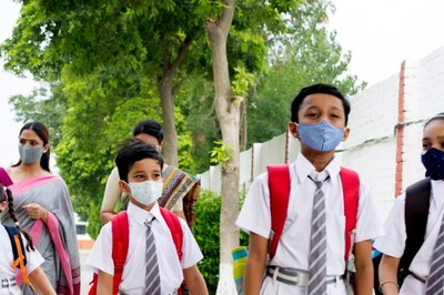 K'taka Govt Decides to Shut Schools in Bengaluru, Imposes Weekend Curfew