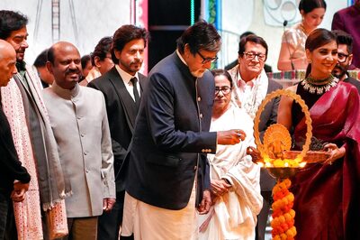 News18 Afternoon Digest | 'Pathaan' Song Row: Amitabh Bachchan's Comment Kicks Off BJP vs TMC & Other Top Stories