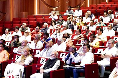 Ensure Last-mile Delivery of Schemes: PM Modi Tells Ministers at Cabinet Meet, Says Govt Working for ‘Vision 2047’