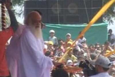 Chhindwara shuts down over deaths in Asaram's school