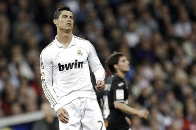 Real Madrid held to 0-0 draw by Valencia