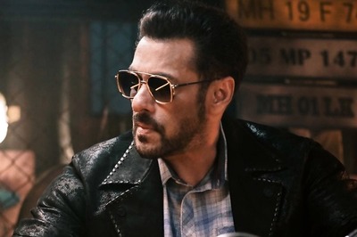 Salman Khan Sets Internet On Fire With His Dashing Look In New Picture; Fans Shower Praises
