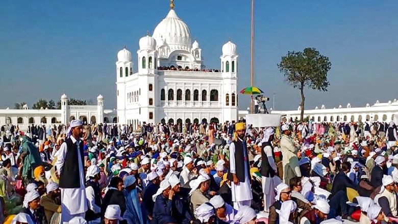 Sikh 'Jatha' from India to Visit Nankana Sahib in Pakistan on 551st Birth Anniversary of Guru Nanak