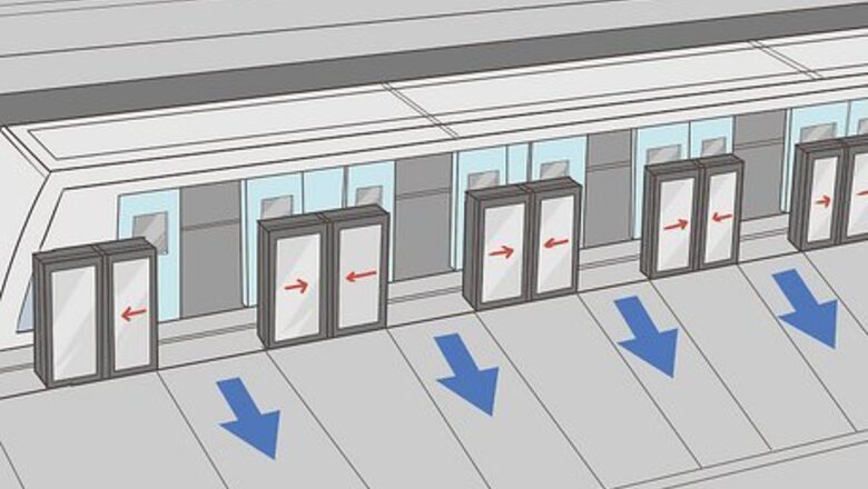 How to Avoid Crowds in Mass Transit