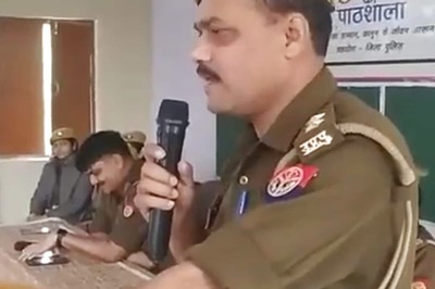 'If Police Take Money, It Gets the Job Done': UP Cop's Controversial Lesson to Students Gets Viral