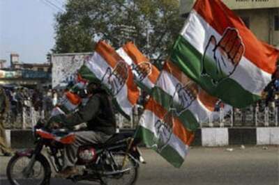 Reuters poll sees Congress coalition leading in polls