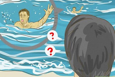 How to Recognize That Someone Is Drowning