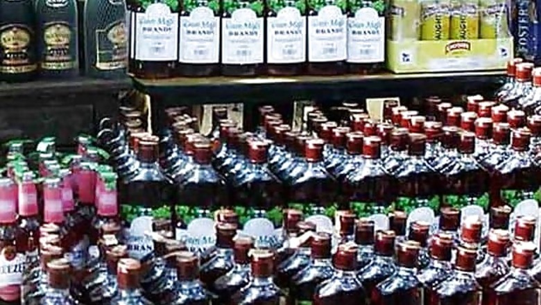 Noida: Army jawan held for smuggling illicit liquor