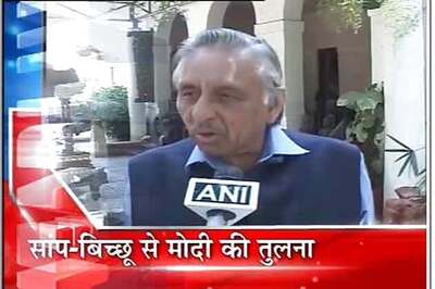 Mani Shankar Aiyar calls Narendra Modi a scorpion