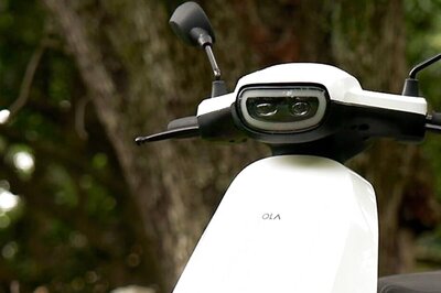 Upcoming Ola Electric Scooter in White Colour Teased by CEO on Twitter, Looks Chic