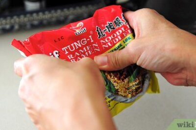 How to Make Ramen Noodles Using a Coffee Maker