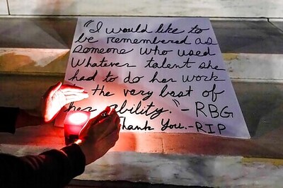 Hundreds Gather At Supreme Court To Mourn Ginsburg's Death