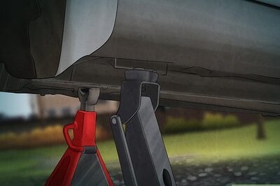 How to Replace the Front Brake Pads on a 1998 to 2002 Honda Accord