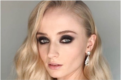 Sophie Turner Begs for Child's Privacy, Calls Paparazzi 'Disgusting' for Clicking Pics Without Consent