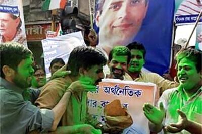 Pics: Congress sweeps Assembly polls, celebrates