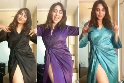 Arshi Khan Flaunts Colourful Nighties In New Video