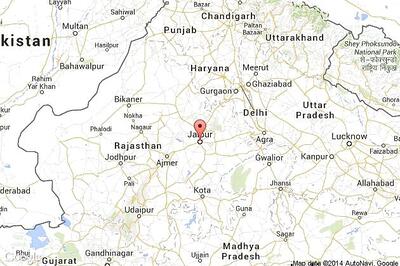 Transform and modernise 10 to 20 Madrasas: RSS leader