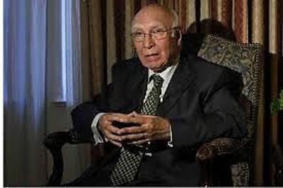 American mediation on Kashmir not demand just a wish: says Sartaj Aziz