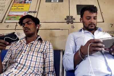 Of Fake News and Know-it-All Experts: The Covid-19 Infodemic Must be Addressed