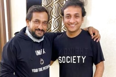 Sankarshan Karhade's Hilarious Post With Mhanshil Tasa Director Prasad Oak Viral