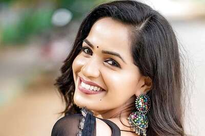 Actress Shobha Shetty Is A Picture Of Ethnic Grace In This Minimalistic Black Saree