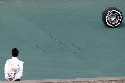 Formula One drivers lead tributes to dead marshal